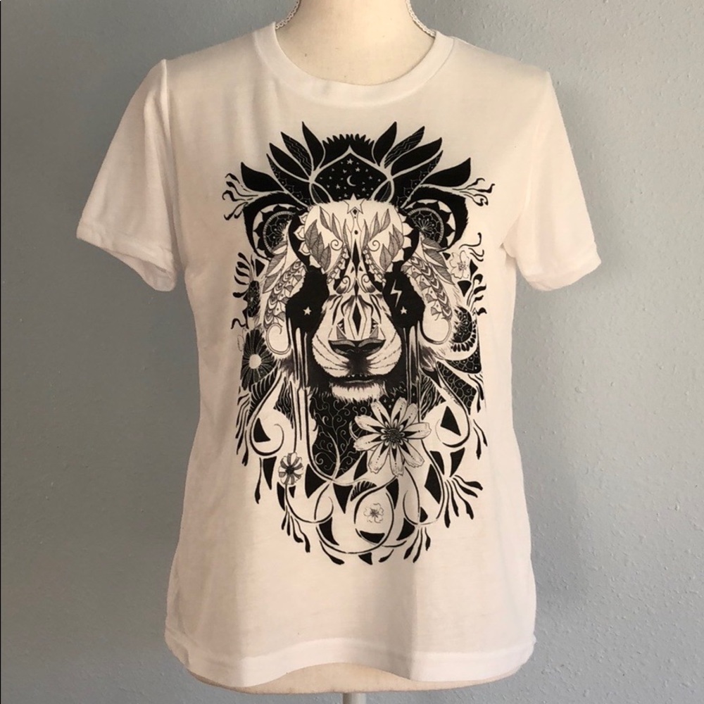 Electro Threads tribal panda print tee. NWOT